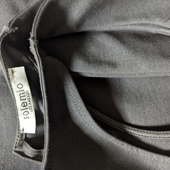 Solemio Los Angeles Black Dress W/ Plung Neckline - Small - Picture 8 of 9